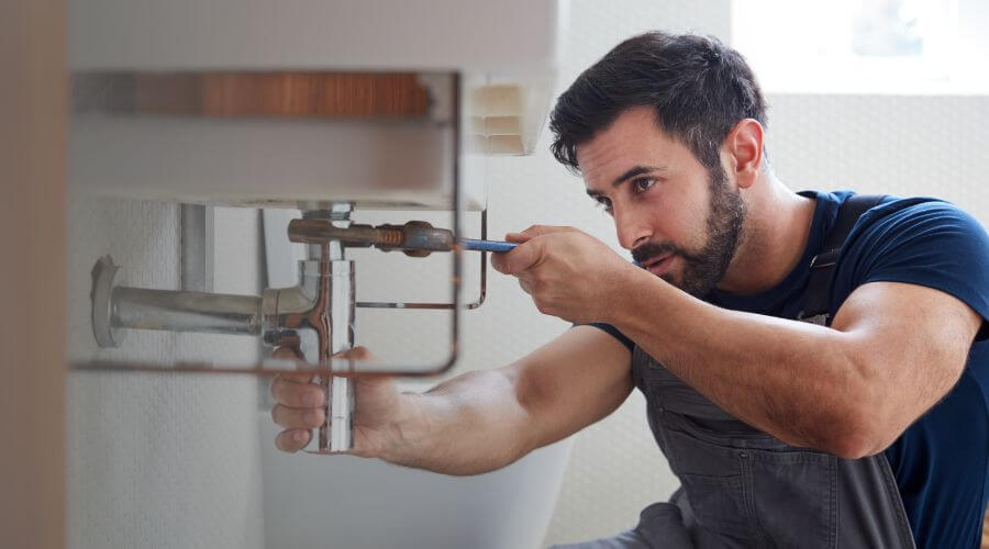 Water heater leaking fix in Duson, LA